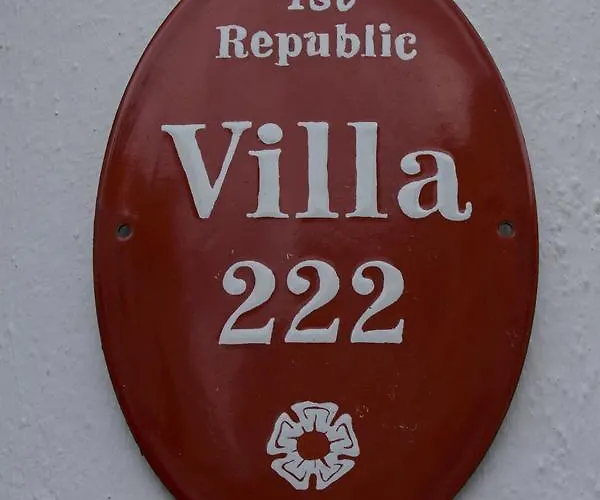 1st Republic - Adults Only Casa de hóspedes Český Krumlov