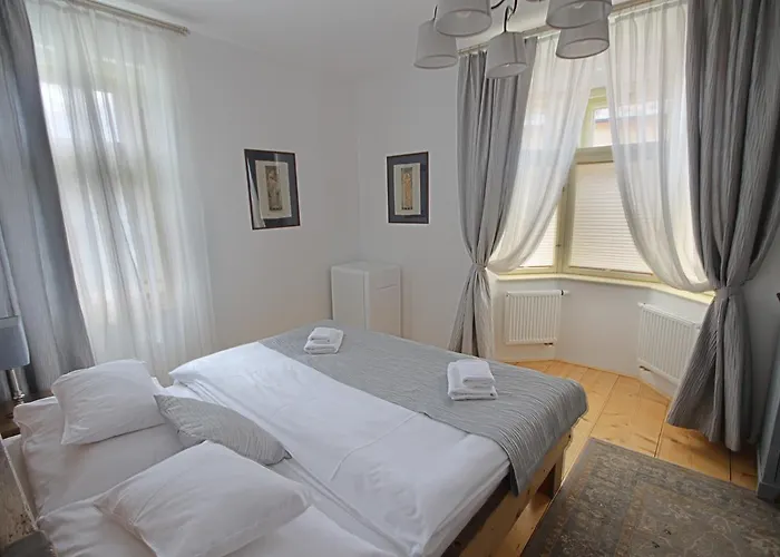 1st Republic - Adults Only Casa de hóspedes Český Krumlov